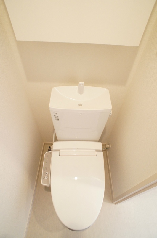 リブリ・横浜西1階 トイレ