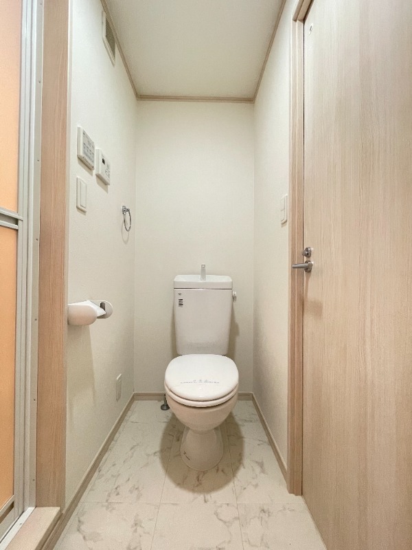 リブ綾瀬2階 トイレ