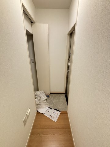 Ｐａｒｋ　ｓｉｄｅ　Ｎａｒｉｍｕｎｅ 建設中のため少し荷物が置いてあります。