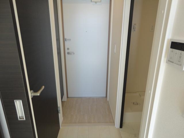 ソレイユ東大和 玄関