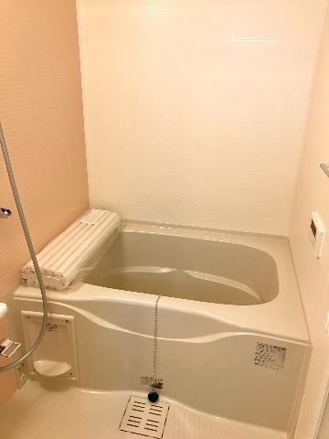 アンソレイェ101号室 バス