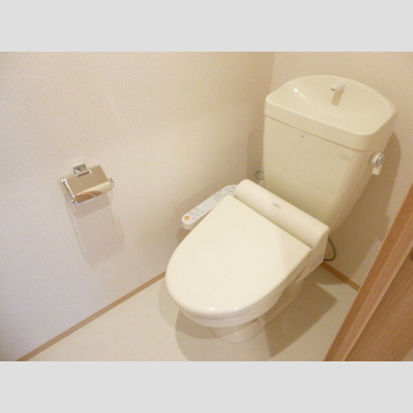 charcoal house(チャコールハウス) 温水洗浄暖房便座仕様です
