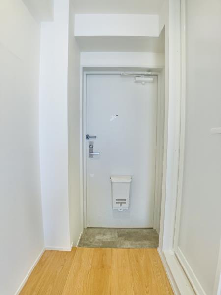 ロイヤルメゾン荻窪4階 玄関