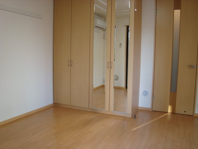 アンディ湘南 洋室