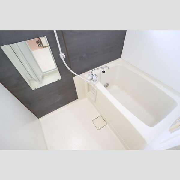 ハイツ・サンピーチ　A バス