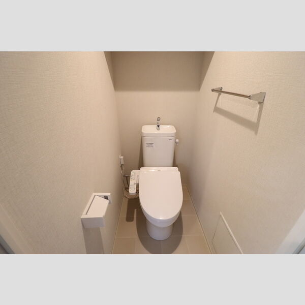 AGREVE501号室 温水洗浄暖房便座