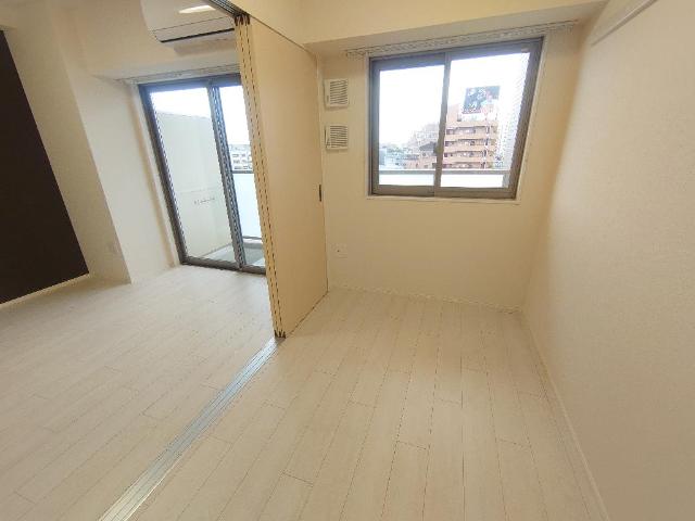 クレスト　タイガー602号室 洋室