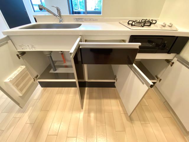 ラ・フォンテーヌ106号室 キッチン　下