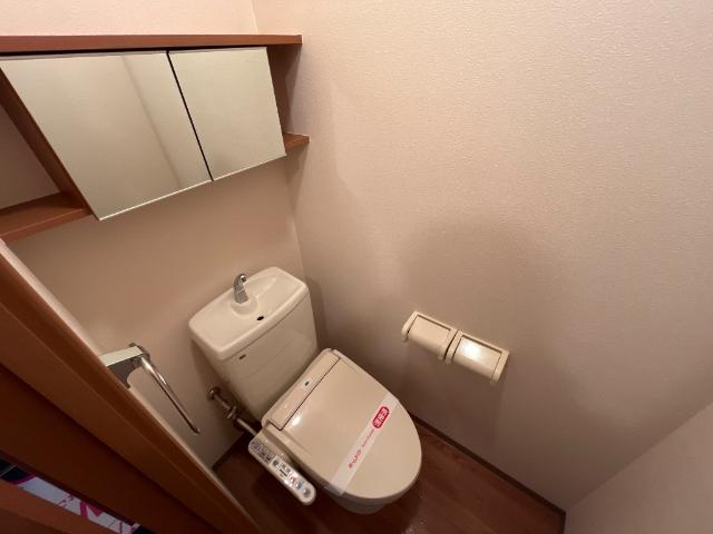 メゾン　デ　ファミーユ　Ｋ107号室 シャワー付トイレ（イメージ）