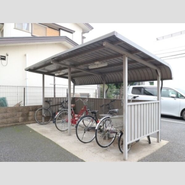 クレールセゾン 駐輪場