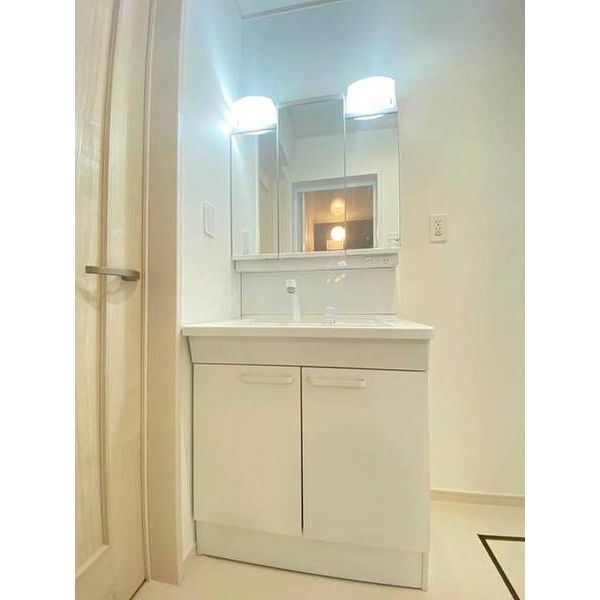 Sumai-to川口市安行根岸01 洗面