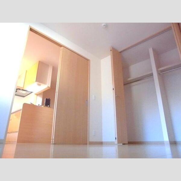 ステラカーサ203号室 洋室5.3帖