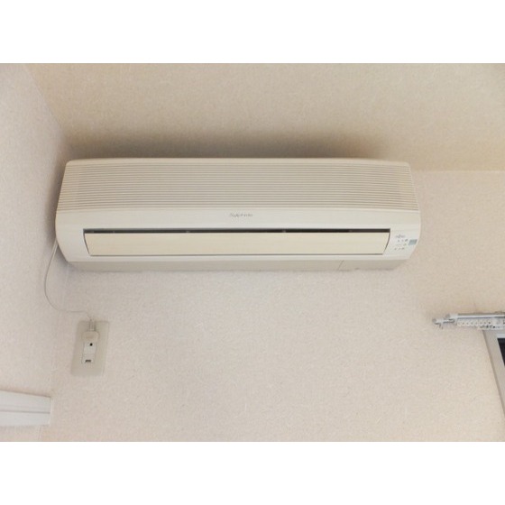 ファミーユ・ドミ0203号室 エアコン！