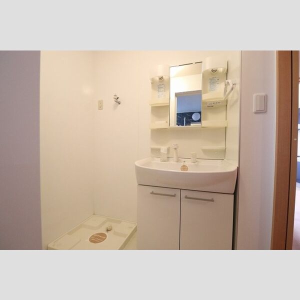 ウィステリア　B 洗髪洗面化粧台