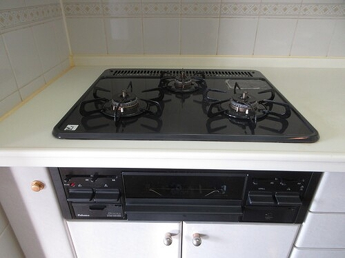 ライオンズプラザ梅島 ３口ガスコンロ