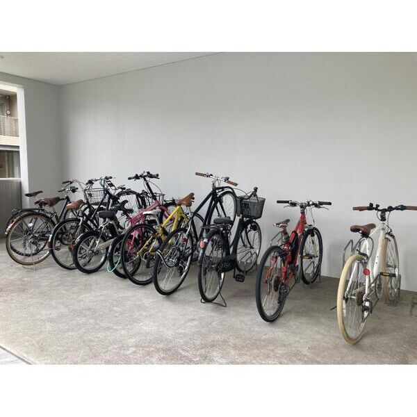 GranDuo　Shimokitazawa　VII 駐車場