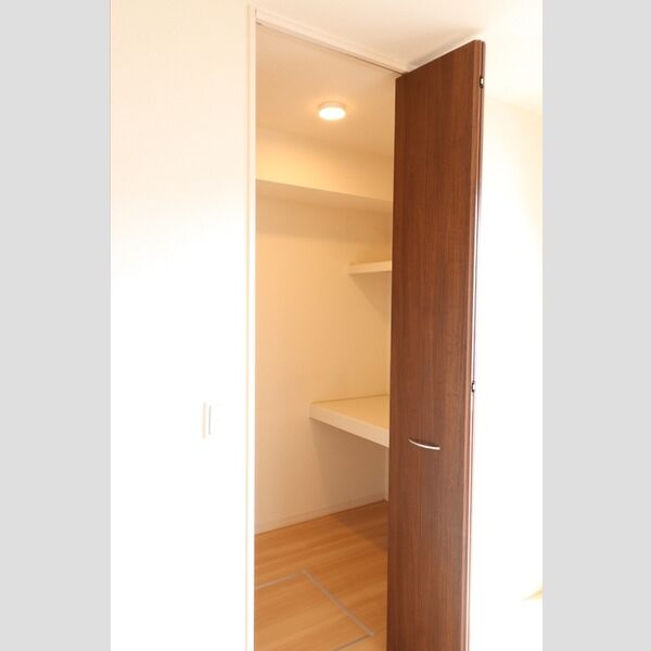 クレール水元101号室 WIC