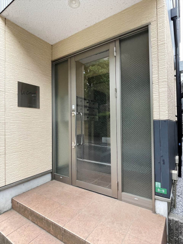 ルクール氷川台104号室 エントランス