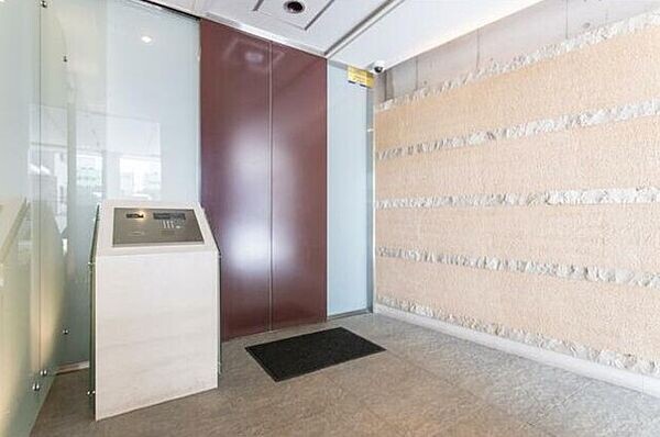 ヴェローナ亀戸エルエルエイチ3階 エントランス