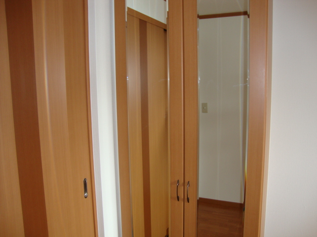 プリーマ泉の森 洋室収納