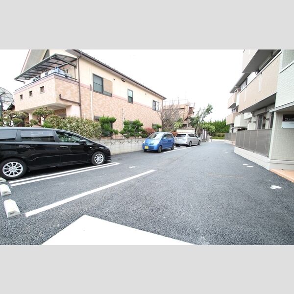 カーサ青井 駐車場