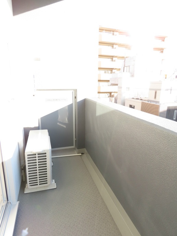 リブリ・レジデンス三ノ輪 バルコニー