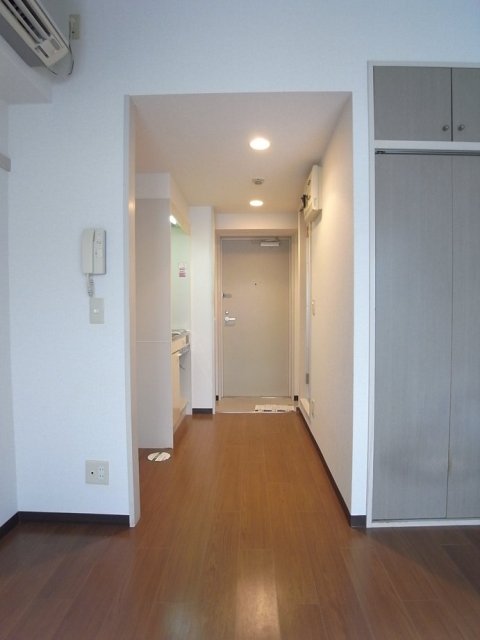 ドルチェ府中 玄関