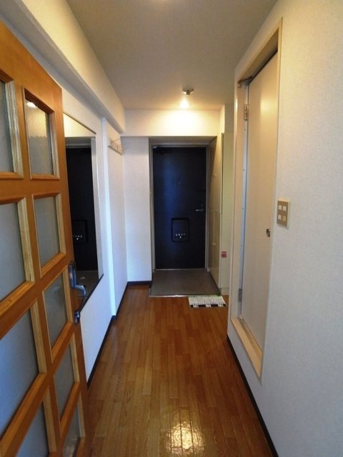 ライオンズマンション市谷薬王寺 玄関