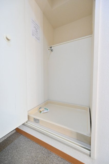 メイツ品川南 室内洗濯機置場