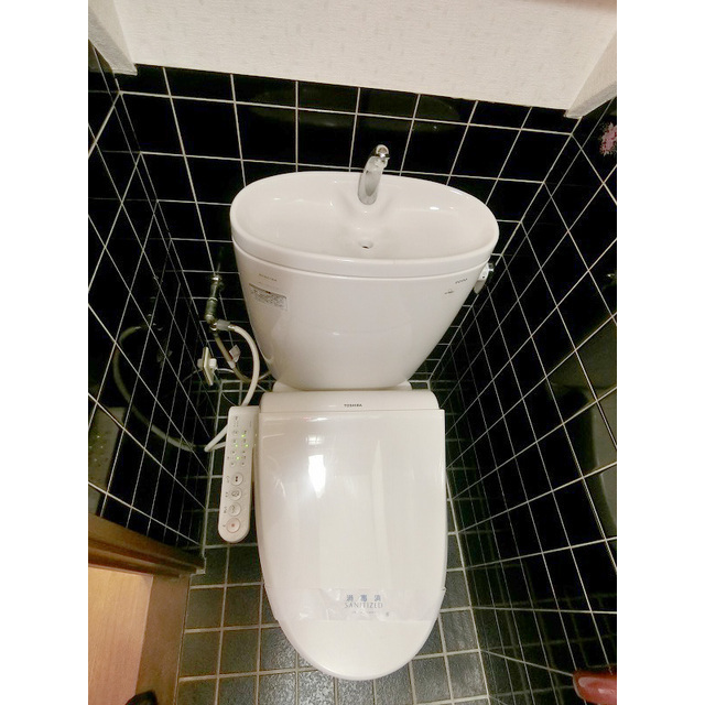 荒川5丁目貸戸建 トイレ