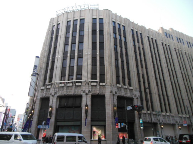 ガーラ・ステーション新宿御苑前7階 「伊勢丹本館」