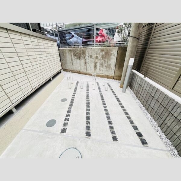 BrightsⅡ302号室 駐輪場