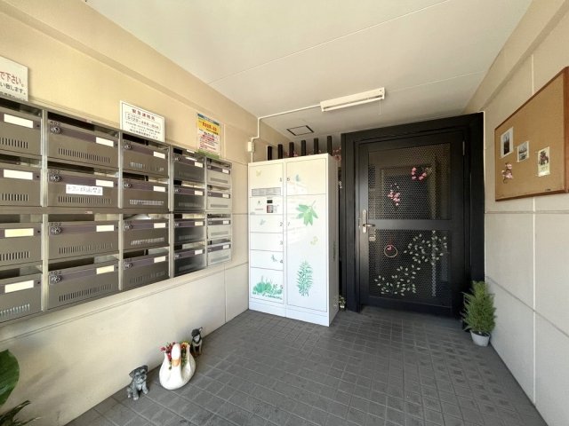 指扇駅前プラザ エントランス