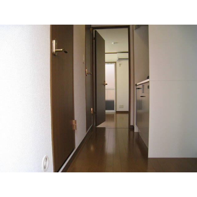 アムール 宮寿 玄関