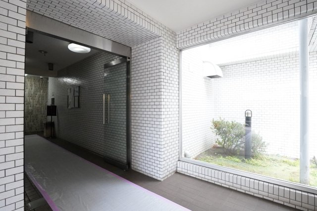 メナー代田5階 エントランス