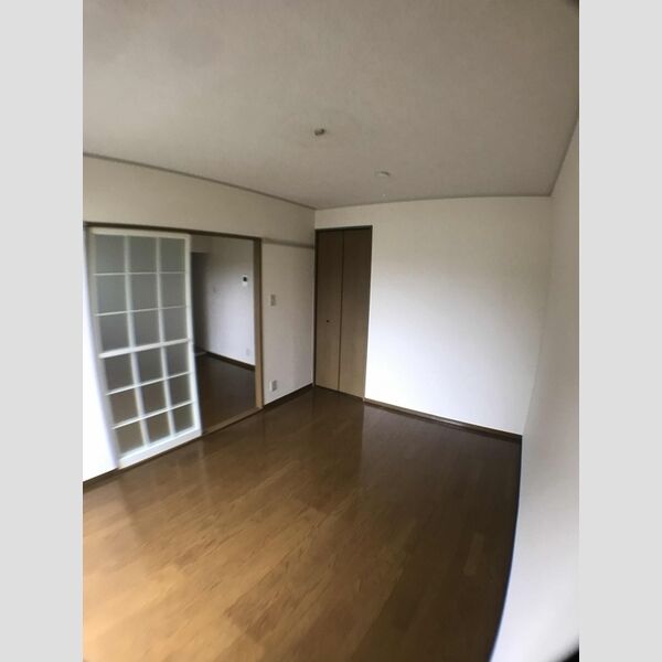 桜ハイツ 洋室6帖