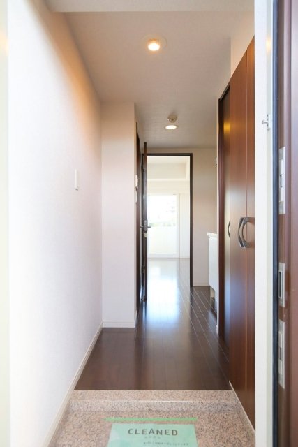 ザグランデレガーロ8階 玄関