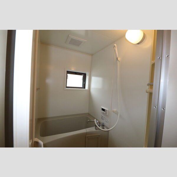 グランドゥールA103号室 バスルーム