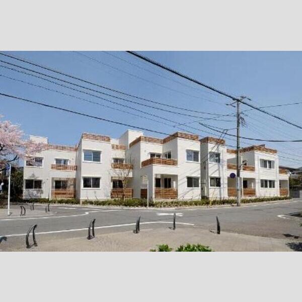 リビングフォレスト深沢 C棟の外観画像