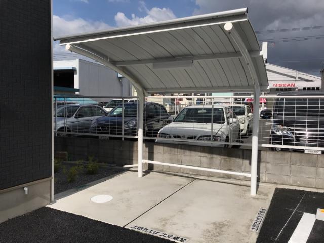 インペリアル　タイガー 外観写真（昼）