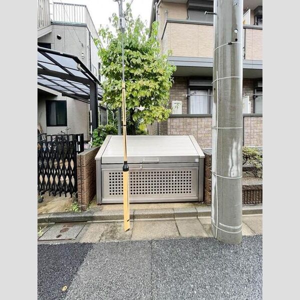 桜プレイス206号室 ごみ置き場