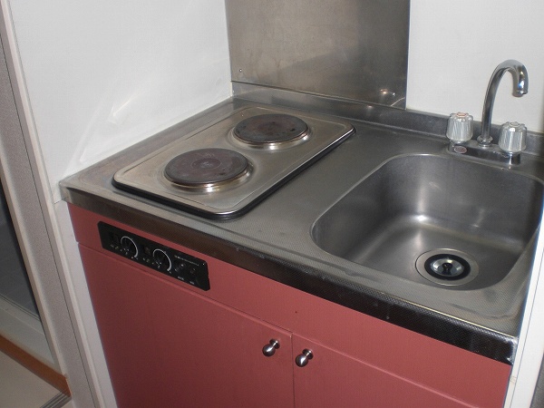 レオパレストラディショナル キッチン