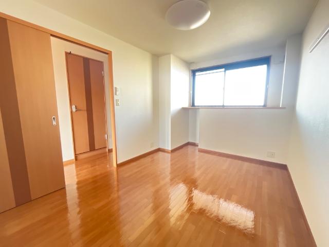 Ｊ．Ｓガーデン303号室 洋室