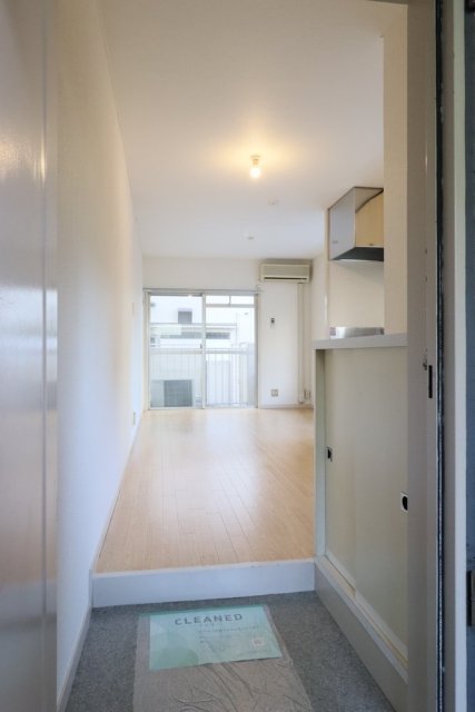 アレイム東北沢 玄関