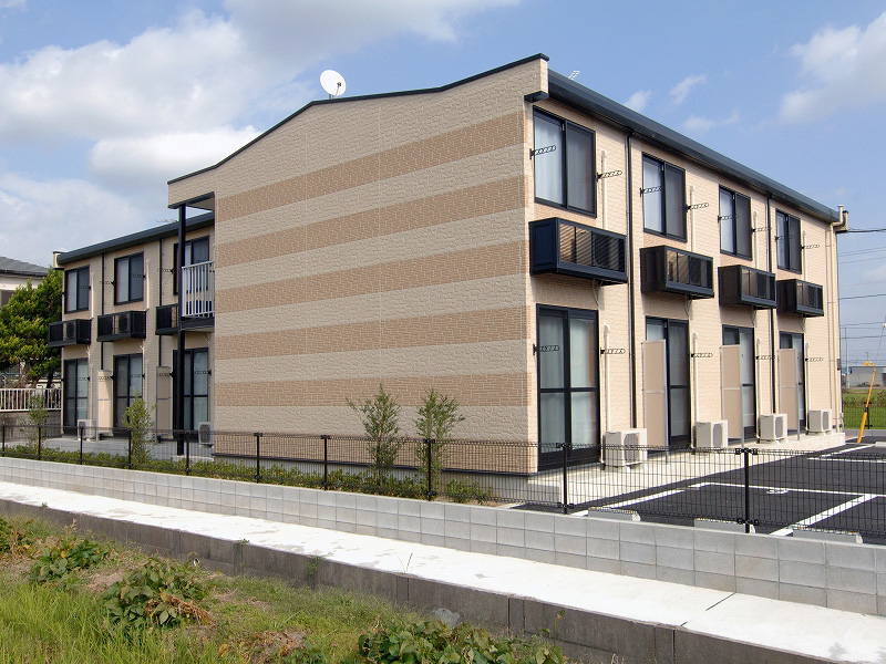 レオパレスエクレール田間の外観画像