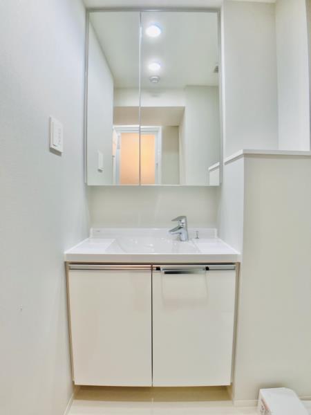 ＰＲＥＭＩＵＭ　ＣＵＢＥ　上野6階 同建物別部屋の参考画像