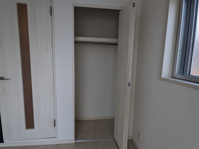 ブロッサムテラス滝野川403号室 収納