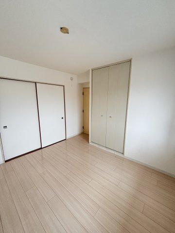 ＴＯＭＩＫＵＲＡ－Ⅲ0101号室 寝室