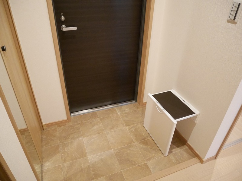 ラシーネ越後山弐番館 玄関