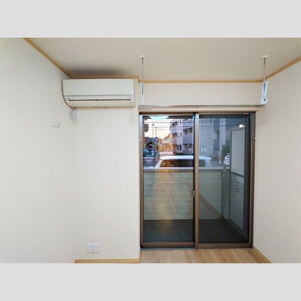 ウイング矢川 洋室6.2帖(別角度)